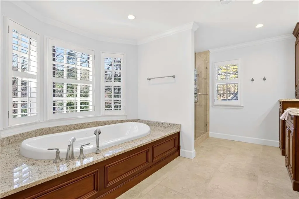 350 Spindle Court, Sandy Springs, Georgia 30350, 5 Bedrooms Bedrooms, ,4 BathroomsBathrooms,Residential,For Sale,350 Spindle Court,7725454