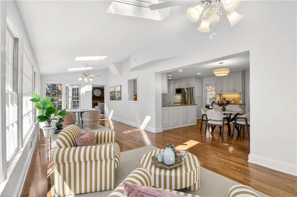 350 Spindle Court, Sandy Springs, Georgia 30350, 5 Bedrooms Bedrooms, ,4 BathroomsBathrooms,Residential,For Sale,350 Spindle Court,7725454
