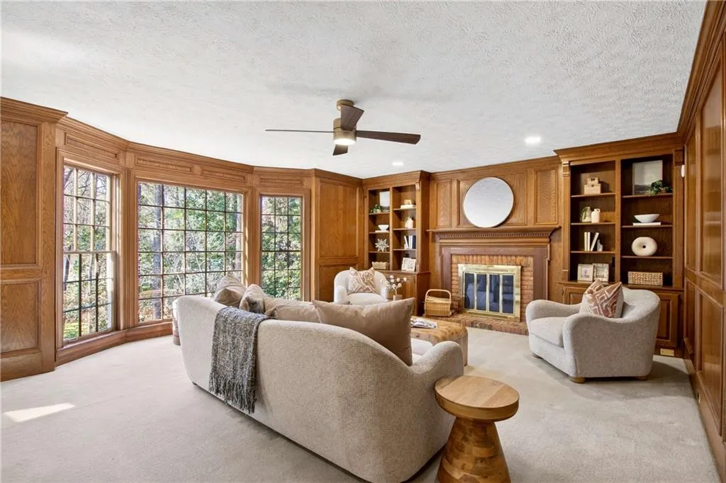 350 Spindle Court, Sandy Springs, Georgia 30350, 5 Bedrooms Bedrooms, ,4 BathroomsBathrooms,Residential,For Sale,350 Spindle Court,7725454