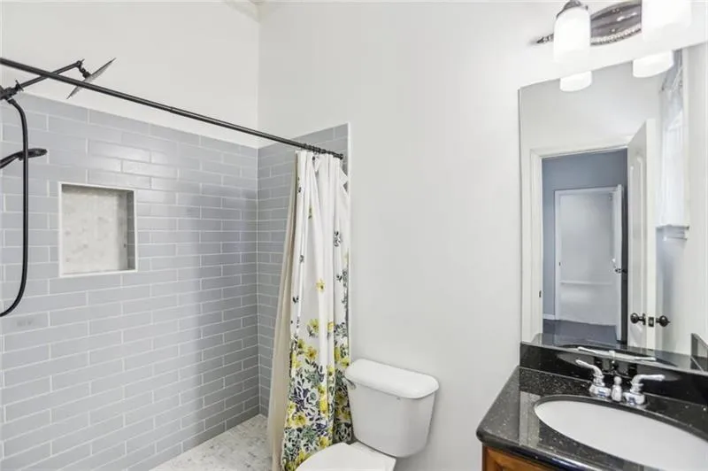 2108 Main Street, Atlanta, Georgia 30318, 4 Bedrooms Bedrooms, ,4 BathroomsBathrooms,Residential,For Sale,2108 Main Street,7633313