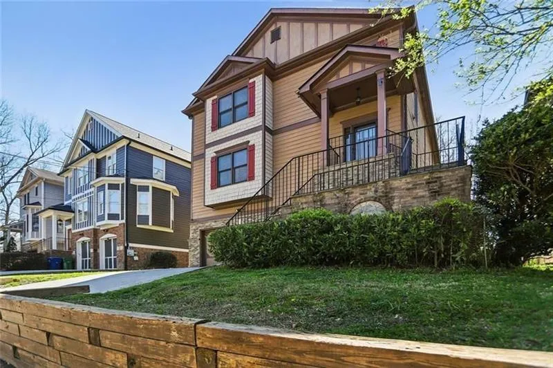 2108 Main Street, Atlanta, Georgia 30318, 4 Bedrooms Bedrooms, ,4 BathroomsBathrooms,Residential,For Sale,2108 Main Street,7633313