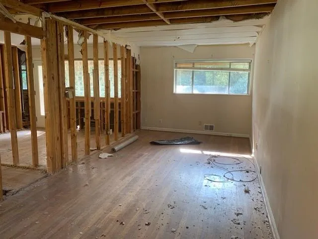 425 Carriage Drive, Atlanta, Georgia 30328, 3 Bedrooms Bedrooms, ,3 BathroomsBathrooms,Residential,Sold,425 Carriage Drive,6644024