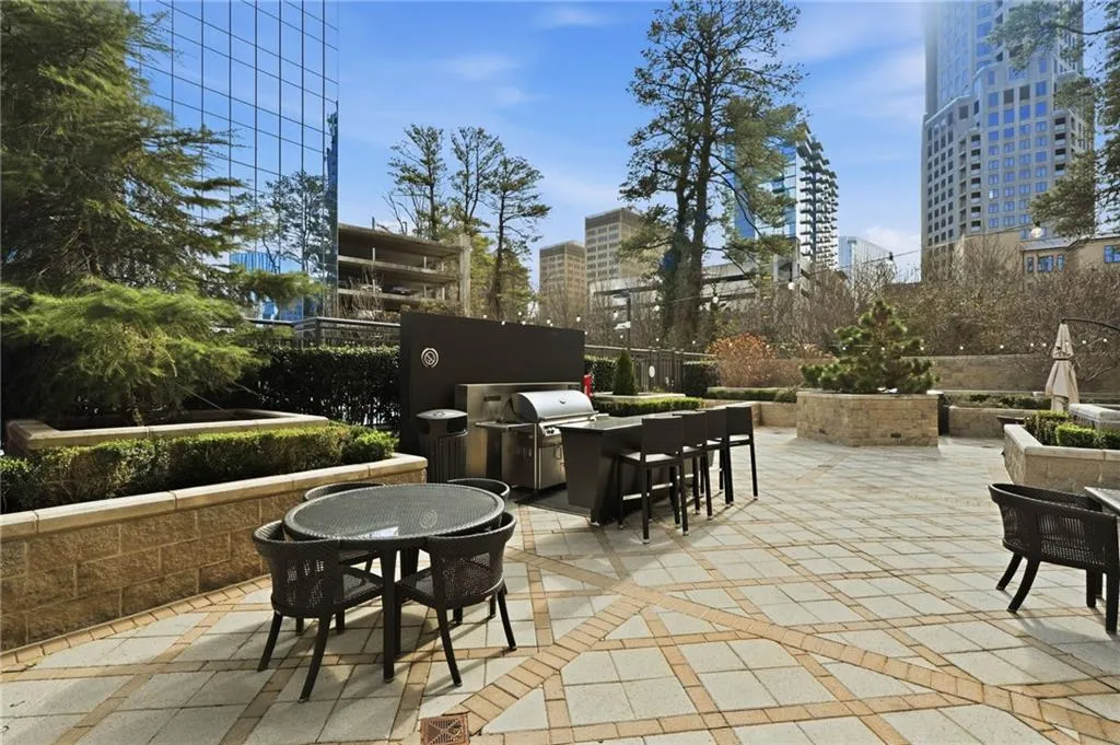 3445 Stratford Road Ne Unit 1005, Atlanta, Georgia 30326, 1 Bedroom Bedrooms, 0 ,1 BathroomBathrooms,Residential,For Sale,3445 Stratford Road Ne Unit 1005,7656129