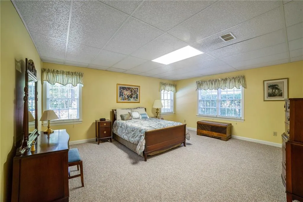 2 Bentley Trace Manor, Atlanta, Georgia 30327, 6 Bedrooms Bedrooms, ,4 BathroomsBathrooms,Residential,Sold,2 Bentley Trace Manor,6098225