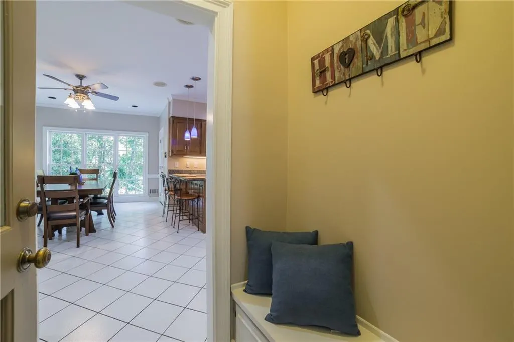 2 Bentley Trace Manor, Atlanta, Georgia 30327, 6 Bedrooms Bedrooms, ,4 BathroomsBathrooms,Residential,Sold,2 Bentley Trace Manor,6098225