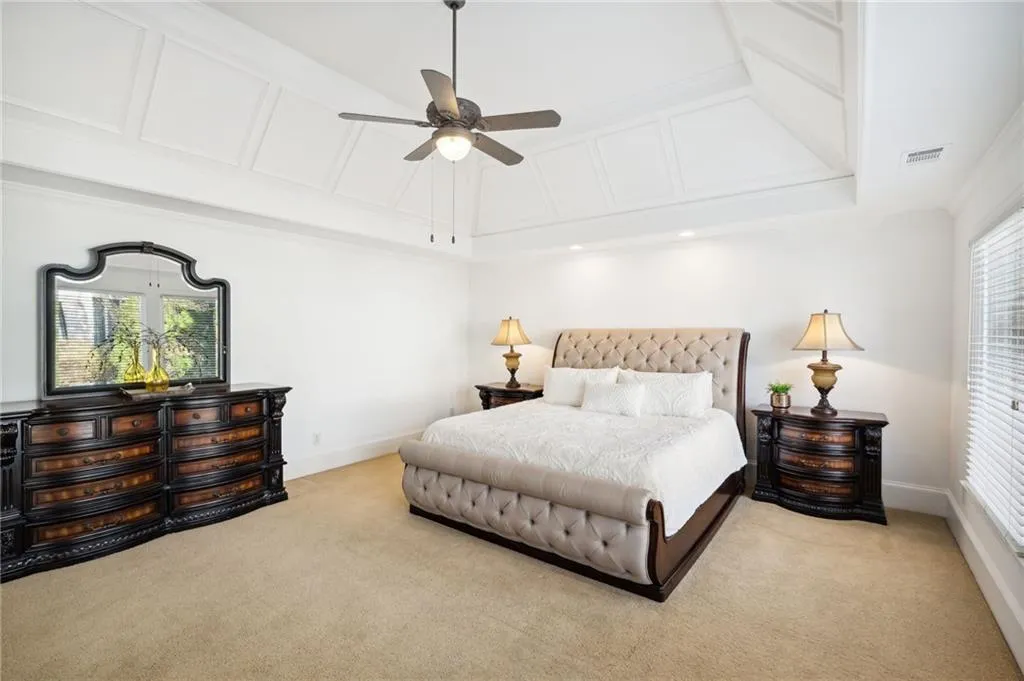 644 Windsor Parkway, Atlanta, Georgia 30342, 6 Bedrooms Bedrooms, ,5 BathroomsBathrooms,Residential,Sold,644 Windsor Parkway,7348789