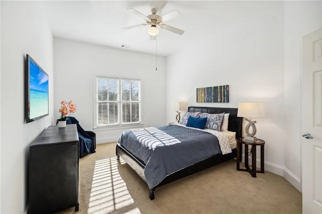 644 Windsor Parkway, Atlanta, Georgia 30342, 6 Bedrooms Bedrooms, ,5 BathroomsBathrooms,Residential,Sold,644 Windsor Parkway,7348789