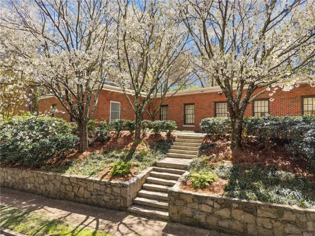 1933 Mclendon Avenue Ne Unit B, Atlanta, Georgia 30307