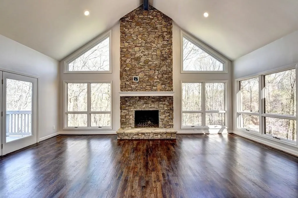 315 Skyridge Drive, Sandy Springs, Georgia 30350, 5 Bedrooms Bedrooms, ,4 BathroomsBathrooms,Residential,Sold,315 Skyridge Drive,6585115
