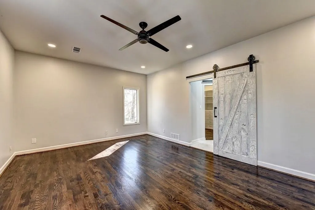 315 Skyridge Drive, Sandy Springs, Georgia 30350, 5 Bedrooms Bedrooms, ,4 BathroomsBathrooms,Residential,Sold,315 Skyridge Drive,6585115