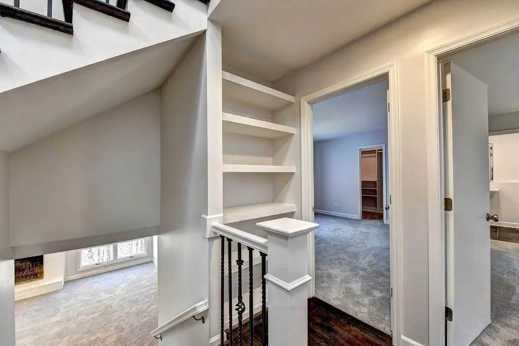 315 Skyridge Drive, Sandy Springs, Georgia 30350, 5 Bedrooms Bedrooms, ,4 BathroomsBathrooms,Residential,Sold,315 Skyridge Drive,6585115