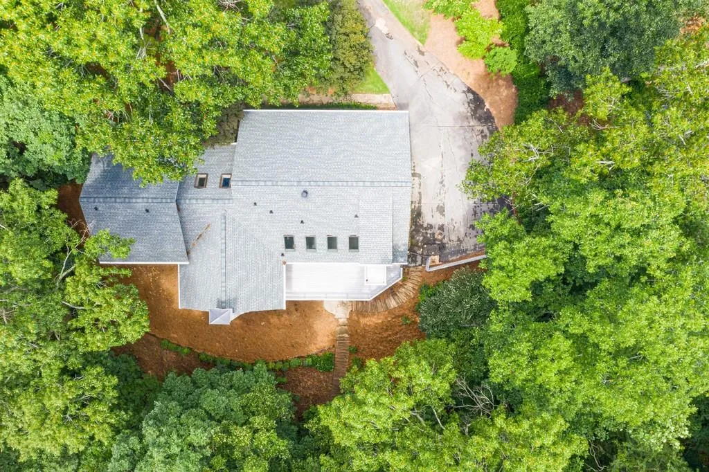 315 Skyridge Drive, Sandy Springs, Georgia 30350, 5 Bedrooms Bedrooms, ,4 BathroomsBathrooms,Residential,Sold,315 Skyridge Drive,6585115