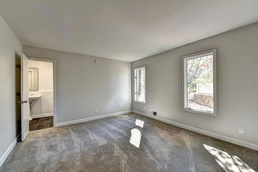 315 Skyridge Drive, Sandy Springs, Georgia 30350, 5 Bedrooms Bedrooms, ,4 BathroomsBathrooms,Residential,Sold,315 Skyridge Drive,6585115