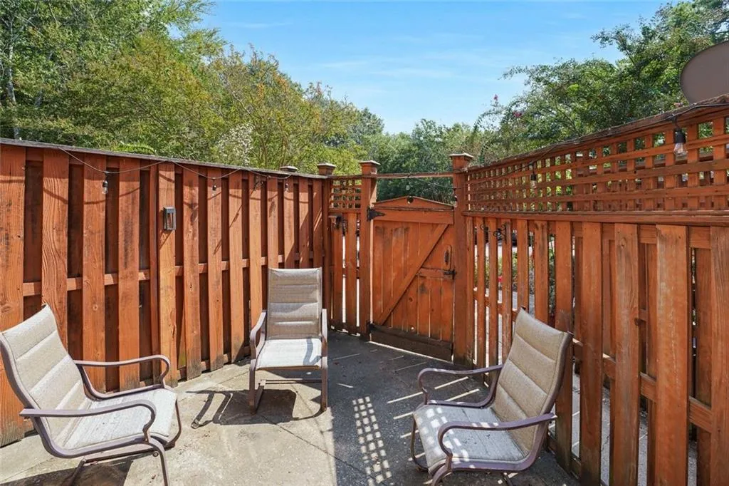 1101 Collier Road Nw Unit D6, Atlanta, Georgia 30318, 2 Bedrooms Bedrooms, ,1 BathroomBathrooms,Residential,For Sale,1101 Collier Road Nw Unit D6,7656295 1101 Collier Road Nw Unit D6, Atlanta, Georgia 30318, 2 Bedrooms Bedrooms, ,1 BathroomBathrooms,Residential,For Sale,1101 Collier Road Nw Unit D6,7656295