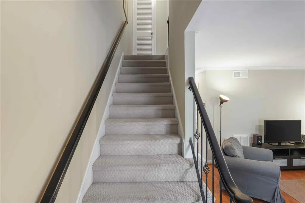 1101 Collier Road Nw Unit D6, Atlanta, Georgia 30318, 2 Bedrooms Bedrooms, ,1 BathroomBathrooms,Residential,For Sale,1101 Collier Road Nw Unit D6,7656295 1101 Collier Road Nw Unit D6, Atlanta, Georgia 30318, 2 Bedrooms Bedrooms, ,1 BathroomBathrooms,Residential,For Sale,1101 Collier Road Nw Unit D6,7656295