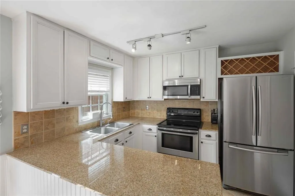 1101 Collier Road Nw Unit D6, Atlanta, Georgia 30318, 2 Bedrooms Bedrooms, ,1 BathroomBathrooms,Residential,For Sale,1101 Collier Road Nw Unit D6,7656295 1101 Collier Road Nw Unit D6, Atlanta, Georgia 30318, 2 Bedrooms Bedrooms, ,1 BathroomBathrooms,Residential,For Sale,1101 Collier Road Nw Unit D6,7656295