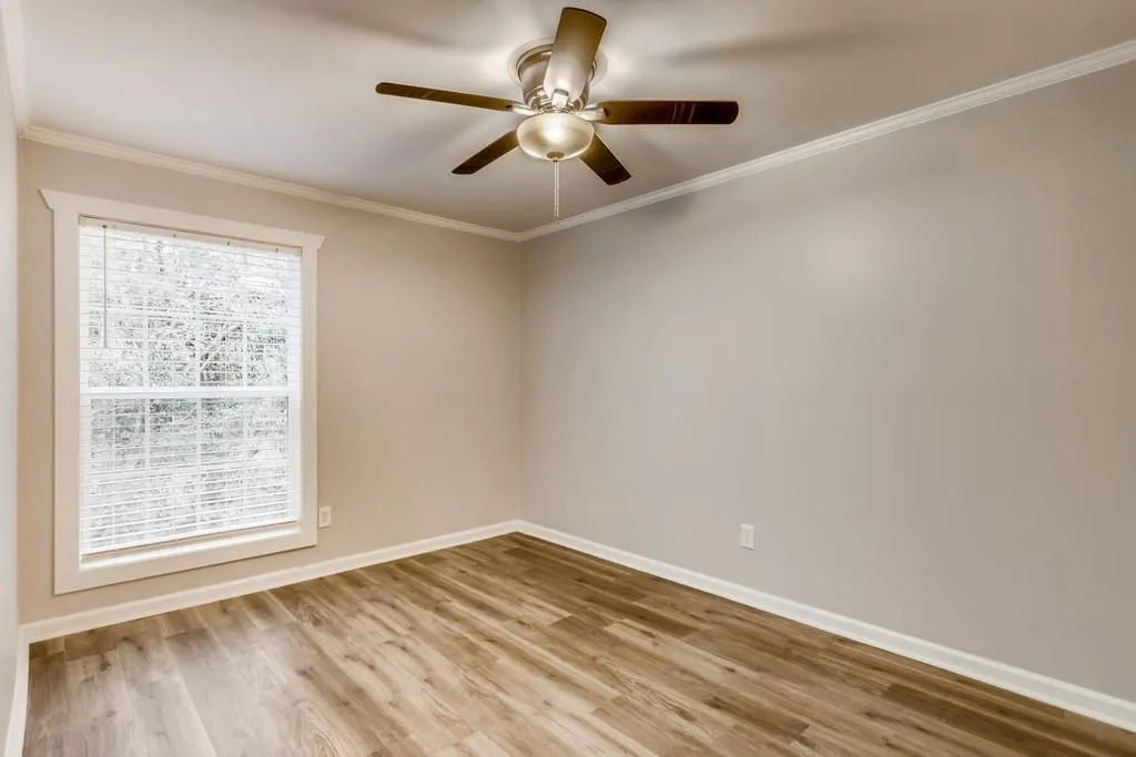 5532 Kingsport Drive, Atlanta, Georgia 30342, 2 Bedrooms Bedrooms, ,1 BathroomBathrooms,Residential,Sold,5532 Kingsport Drive,6822638