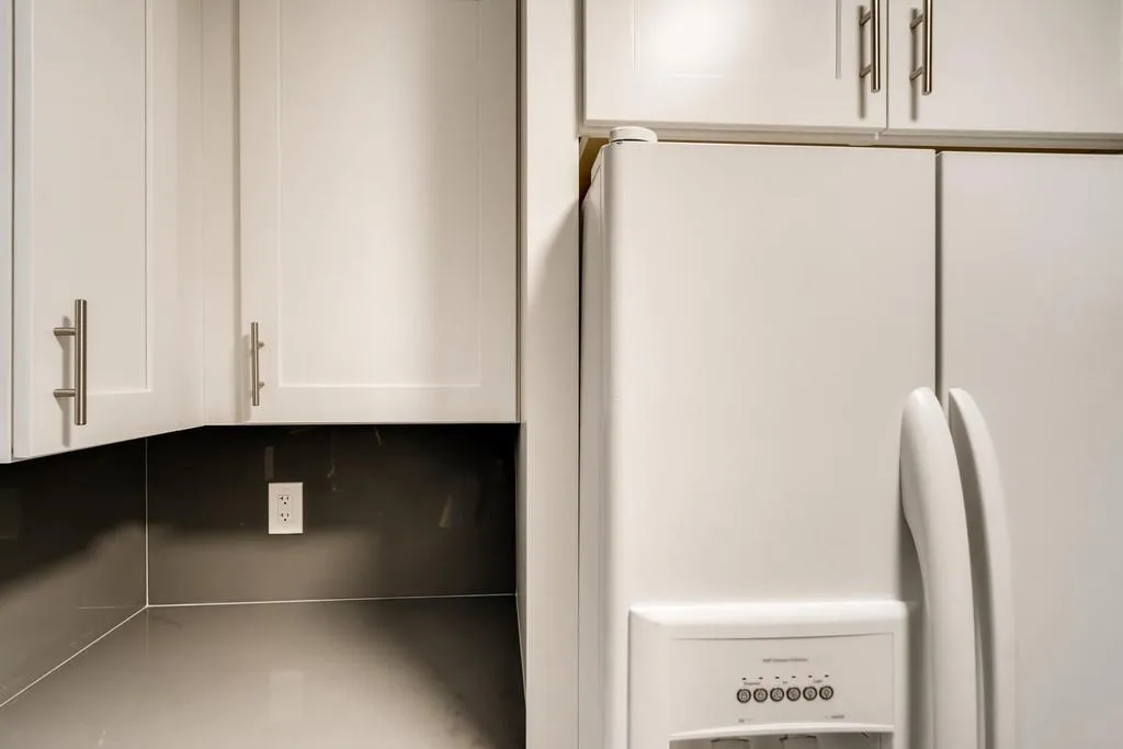 5532 Kingsport Drive, Atlanta, Georgia 30342, 2 Bedrooms Bedrooms, ,1 BathroomBathrooms,Residential,Sold,5532 Kingsport Drive,6822638