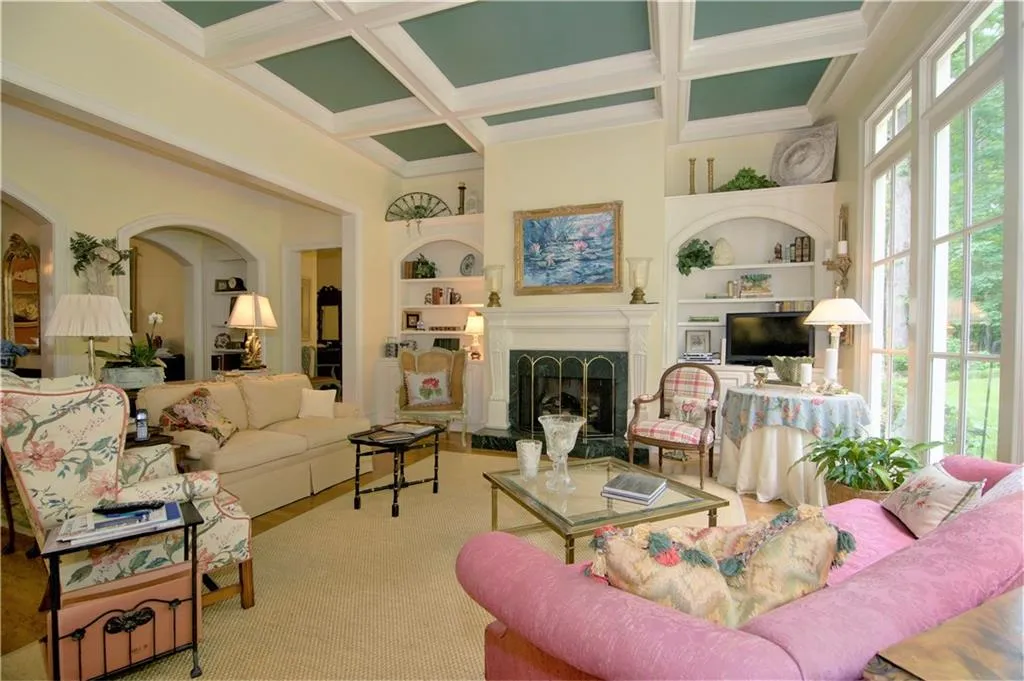 545 River Chase Point, Atlanta, Georgia 30328, 3 Bedrooms Bedrooms, ,3 BathroomsBathrooms,Residential,Sold,545 River Chase Point,6080093