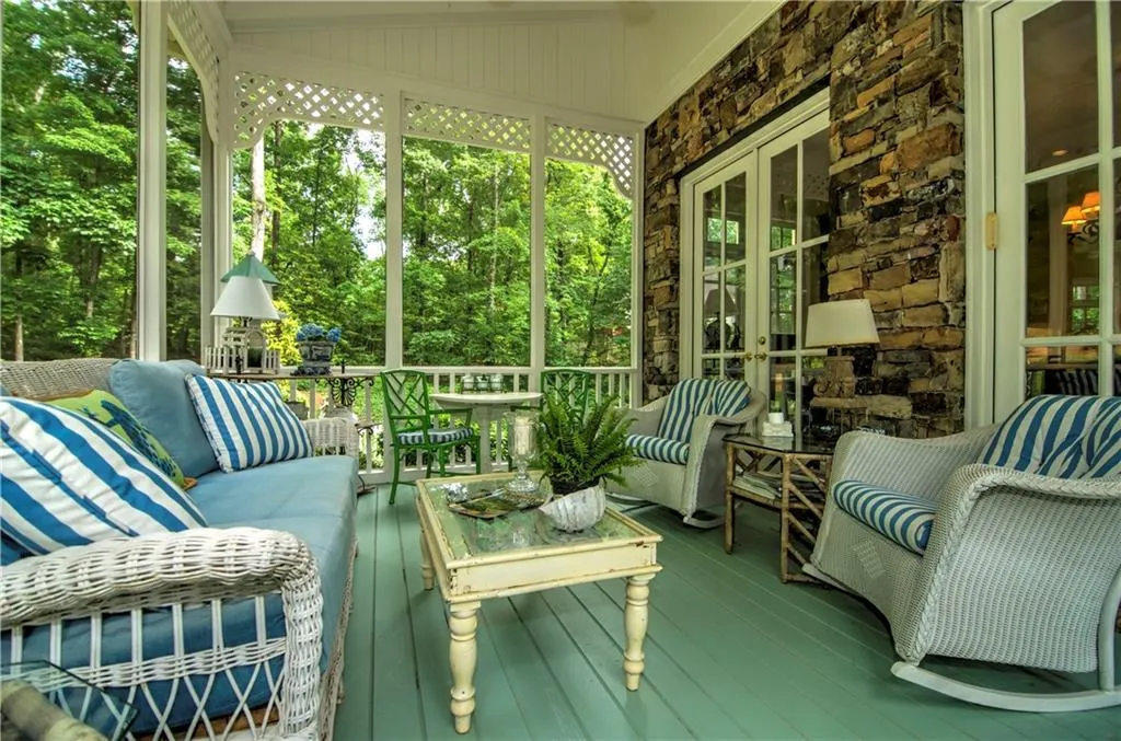 545 River Chase Point, Atlanta, Georgia 30328, 3 Bedrooms Bedrooms, ,3 BathroomsBathrooms,Residential,Sold,545 River Chase Point,6080093