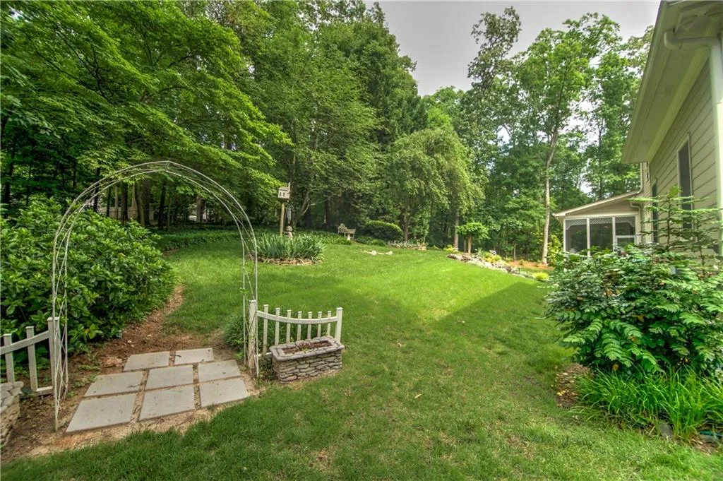 545 River Chase Point, Atlanta, Georgia 30328, 3 Bedrooms Bedrooms, ,3 BathroomsBathrooms,Residential,Sold,545 River Chase Point,6080093