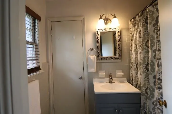 84 Silverwood Road Ne, Sandy Springs, Georgia 30342, 3 Bedrooms Bedrooms, ,2 BathroomsBathrooms,Residential,Sold,84 Silverwood Road Ne,6015401