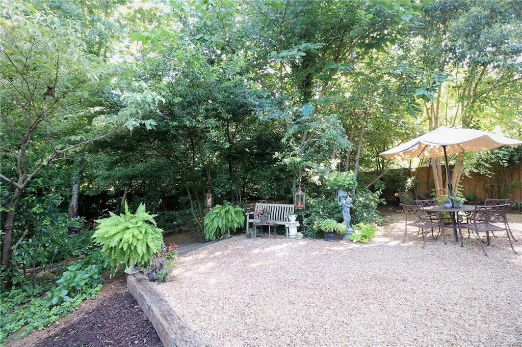 84 Silverwood Road Ne, Sandy Springs, Georgia 30342, 3 Bedrooms Bedrooms, ,2 BathroomsBathrooms,Residential,Sold,84 Silverwood Road Ne,6015401