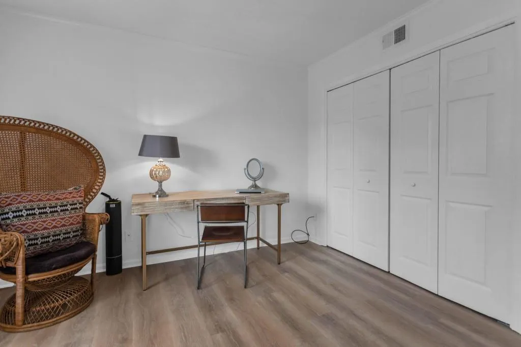 6851 Roswell Road Unit H-31, Sandy Springs, Georgia 30328, 2 Bedrooms Bedrooms, ,2 BathroomsBathrooms,Residential,Sold,6851 Roswell Road Unit H-31,7192278