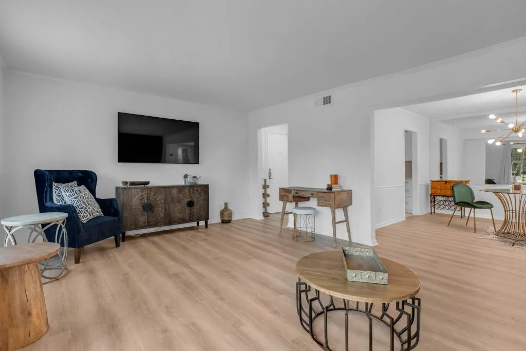 6851 Roswell Road Unit H-31, Sandy Springs, Georgia 30328, 2 Bedrooms Bedrooms, ,2 BathroomsBathrooms,Residential,Sold,6851 Roswell Road Unit H-31,7192278
