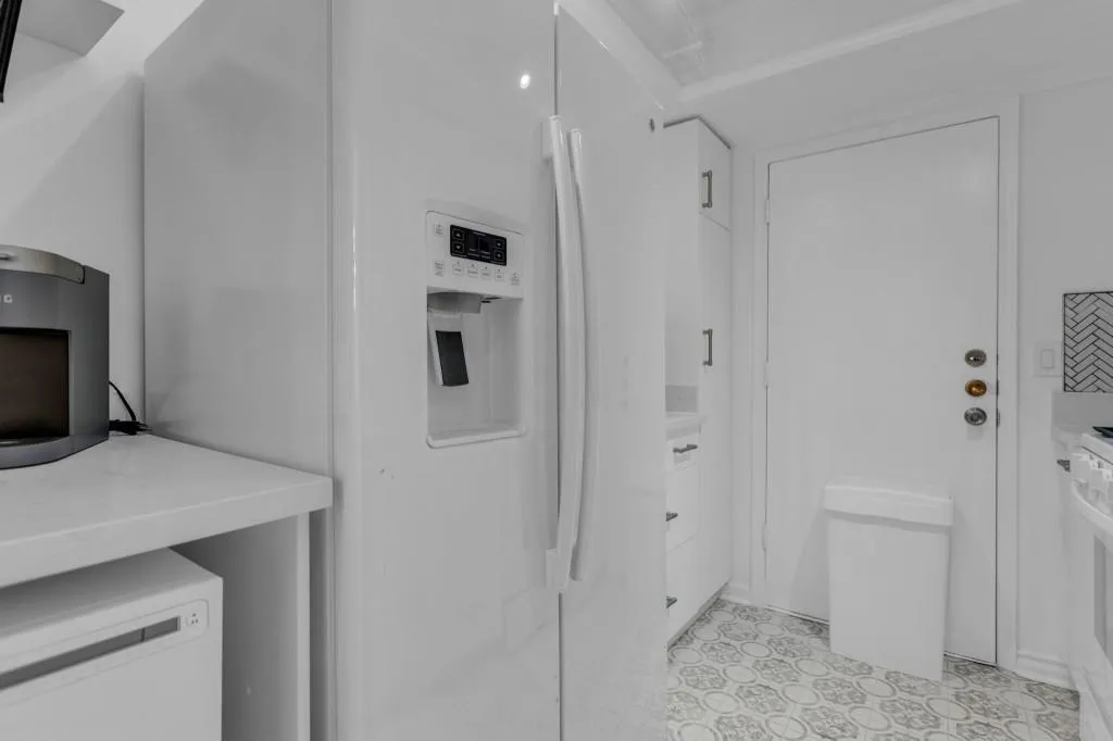 6851 Roswell Road Unit H-31, Sandy Springs, Georgia 30328, 2 Bedrooms Bedrooms, ,2 BathroomsBathrooms,Residential,Sold,6851 Roswell Road Unit H-31,7192278