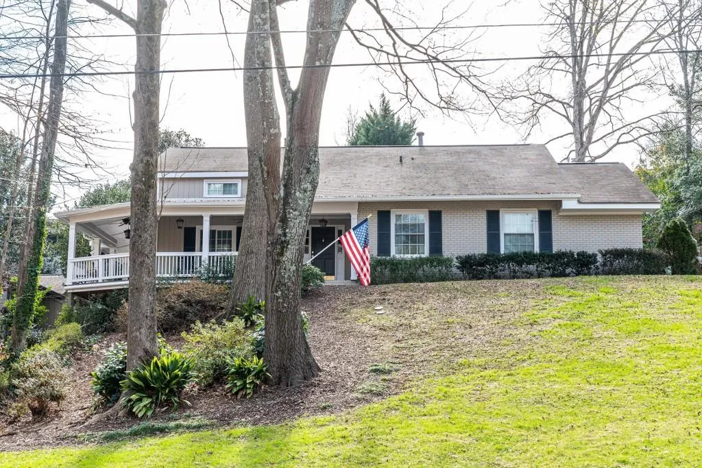 1135 Old Woodbine Road, Atlanta, Georgia 30319, 5 Bedrooms Bedrooms, ,3 BathroomsBathrooms,Residential,Sold,1135 Old Woodbine Road,6995283