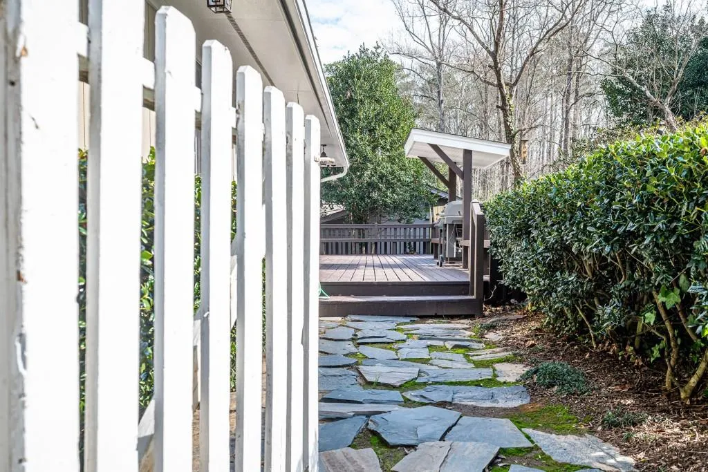 1135 Old Woodbine Road, Atlanta, Georgia 30319, 5 Bedrooms Bedrooms, ,3 BathroomsBathrooms,Residential,Sold,1135 Old Woodbine Road,6995283