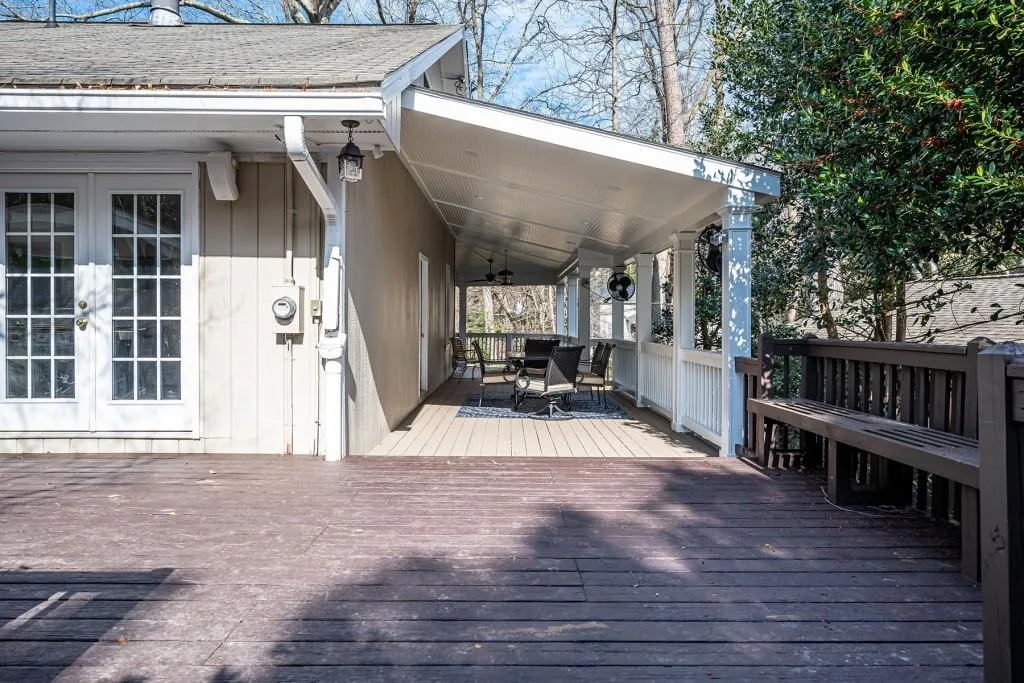 1135 Old Woodbine Road, Atlanta, Georgia 30319, 5 Bedrooms Bedrooms, ,3 BathroomsBathrooms,Residential,Sold,1135 Old Woodbine Road,6995283