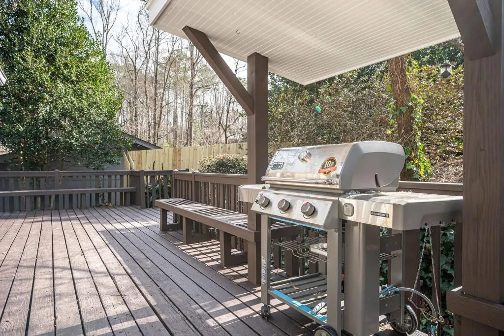 1135 Old Woodbine Road, Atlanta, Georgia 30319, 5 Bedrooms Bedrooms, ,3 BathroomsBathrooms,Residential,Sold,1135 Old Woodbine Road,6995283