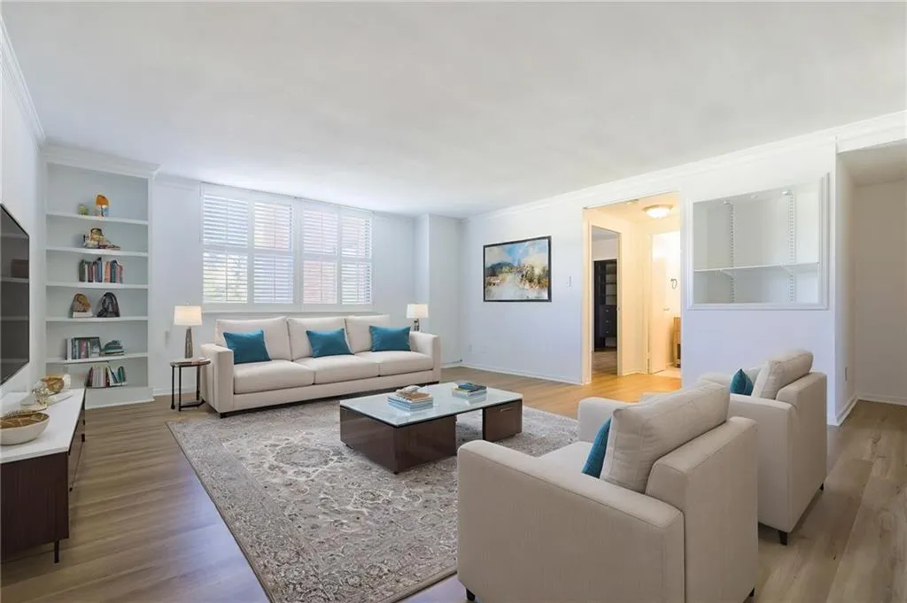 2965 Pharr Court South Nw Unit 503, Atlanta, Georgia 30305, 1 Bedroom Bedrooms, ,1 BathroomBathrooms,Residential,For Sale,2965 Pharr Court South Nw Unit 503,7550812