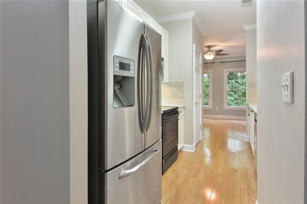 5415 Northland Drive Unit 306, Atlanta, Georgia 30342, 2 Bedrooms Bedrooms, ,2 BathroomsBathrooms,Residential,Sold,5415 Northland Drive Unit 306,6597723