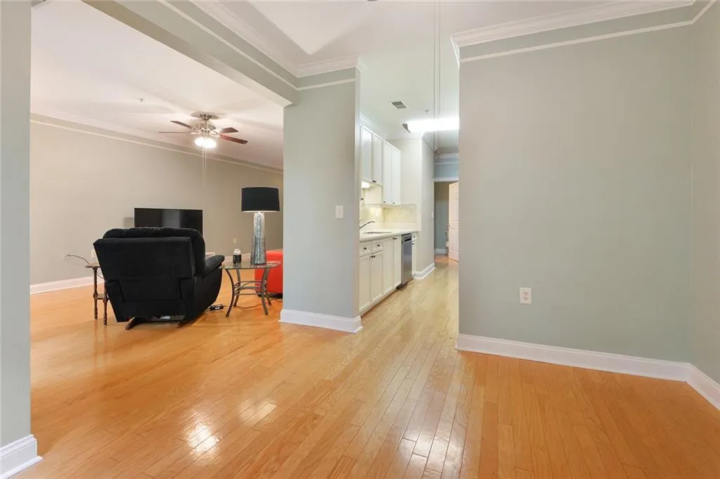5415 Northland Drive Unit 306, Atlanta, Georgia 30342, 2 Bedrooms Bedrooms, ,2 BathroomsBathrooms,Residential,Sold,5415 Northland Drive Unit 306,6597723