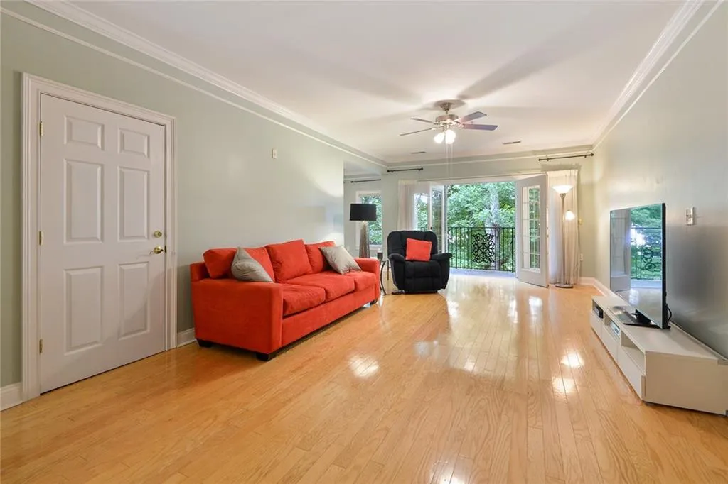5415 Northland Drive Unit 306, Atlanta, Georgia 30342, 2 Bedrooms Bedrooms, ,2 BathroomsBathrooms,Residential,Sold,5415 Northland Drive Unit 306,6597723