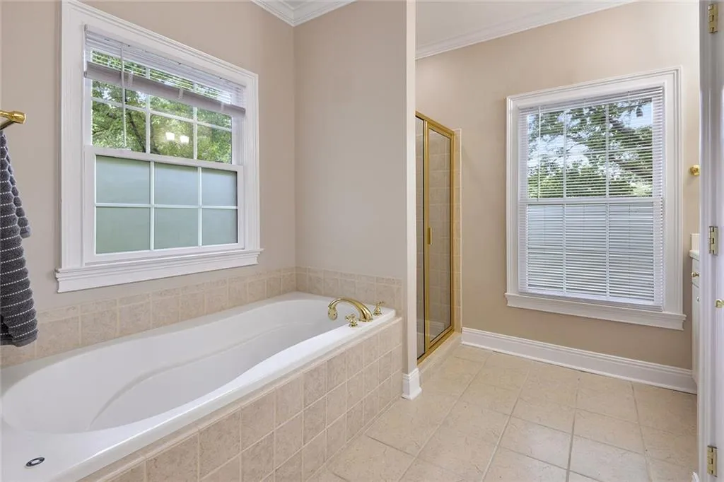 5415 Northland Drive Unit 306, Atlanta, Georgia 30342, 2 Bedrooms Bedrooms, ,2 BathroomsBathrooms,Residential,Sold,5415 Northland Drive Unit 306,6597723
