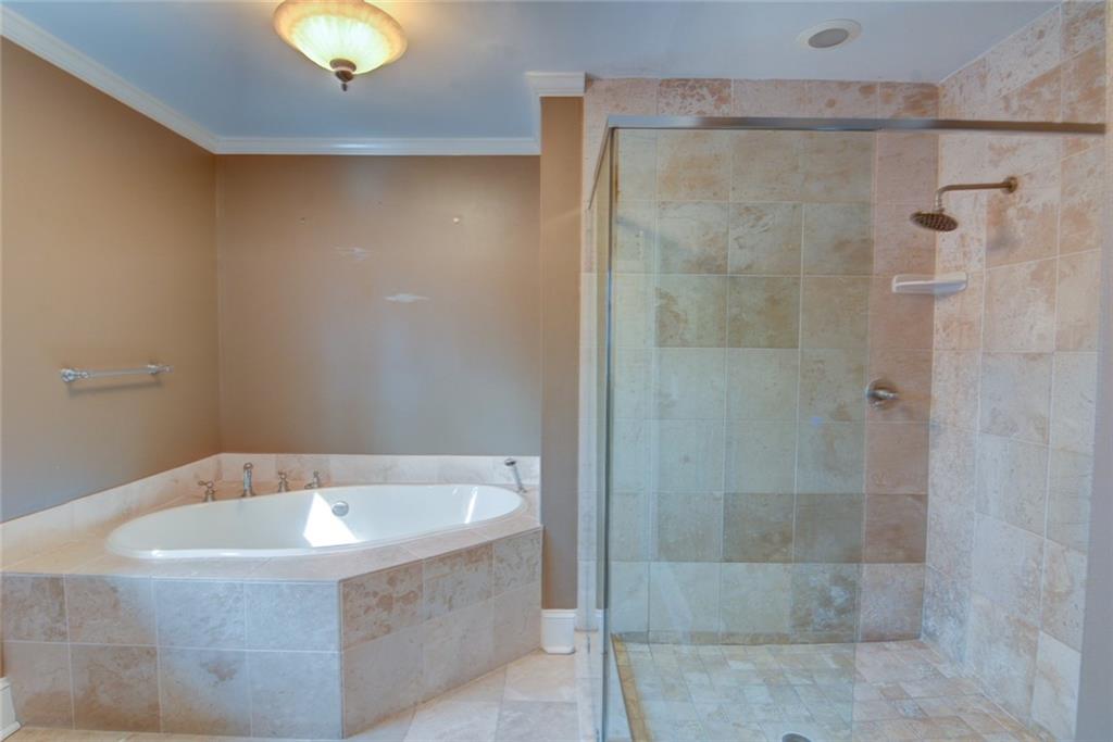 8730 The 5th Green, Sandy Springs, Georgia 30350, 6 Bedrooms Bedrooms, ,4 BathroomsBathrooms,Residential,Sold,8730 The 5th Green,7313318