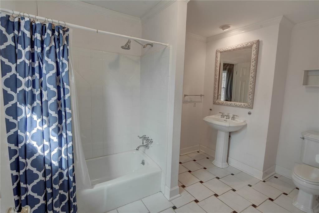 8730 The 5th Green, Sandy Springs, Georgia 30350, 6 Bedrooms Bedrooms, ,4 BathroomsBathrooms,Residential,Sold,8730 The 5th Green,7313318