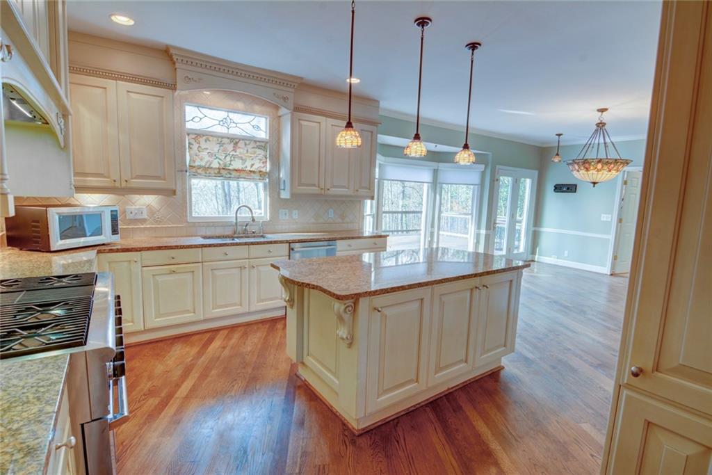 8730 The 5th Green, Sandy Springs, Georgia 30350, 6 Bedrooms Bedrooms, ,4 BathroomsBathrooms,Residential,Sold,8730 The 5th Green,7313318