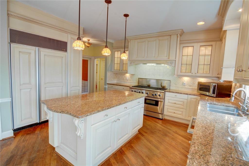 8730 The 5th Green, Sandy Springs, Georgia 30350, 6 Bedrooms Bedrooms, ,4 BathroomsBathrooms,Residential,Sold,8730 The 5th Green,7313318
