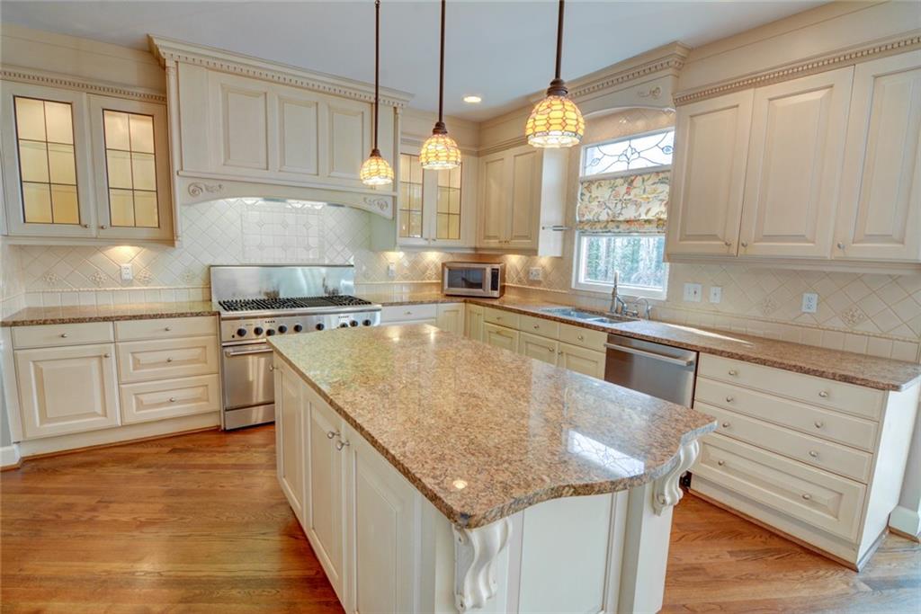 8730 The 5th Green, Sandy Springs, Georgia 30350, 6 Bedrooms Bedrooms, ,4 BathroomsBathrooms,Residential,Sold,8730 The 5th Green,7313318
