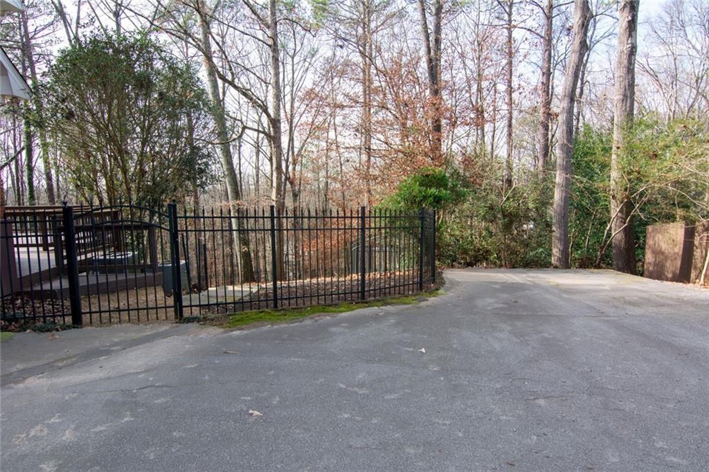 8730 The 5th Green, Sandy Springs, Georgia 30350, 6 Bedrooms Bedrooms, ,4 BathroomsBathrooms,Residential,Sold,8730 The 5th Green,7313318