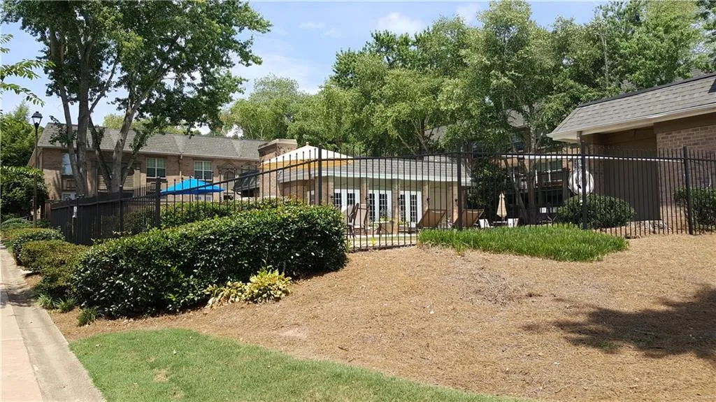 6980 Roswell Road Unit C7, Atlanta, Georgia 30328, 2 Bedrooms Bedrooms, ,1 BathroomBathrooms,Residential,Sold,6980 Roswell Road Unit C7,5719015