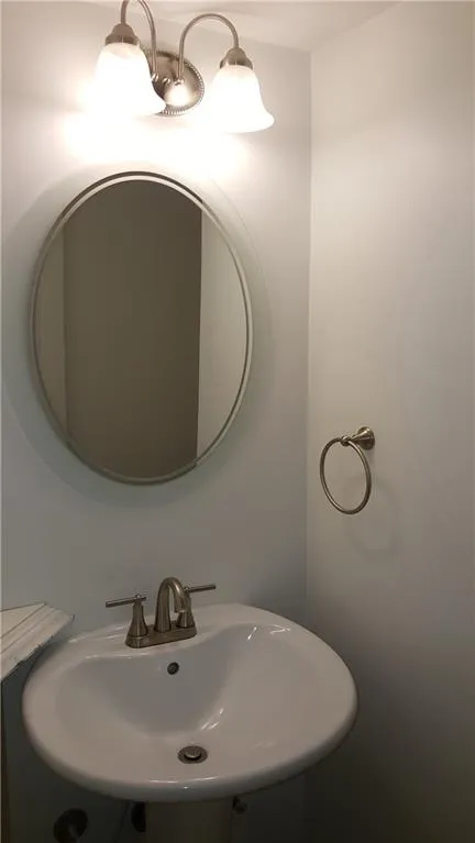 6980 Roswell Road Unit C7, Atlanta, Georgia 30328, 2 Bedrooms Bedrooms, ,1 BathroomBathrooms,Residential,Sold,6980 Roswell Road Unit C7,5719015