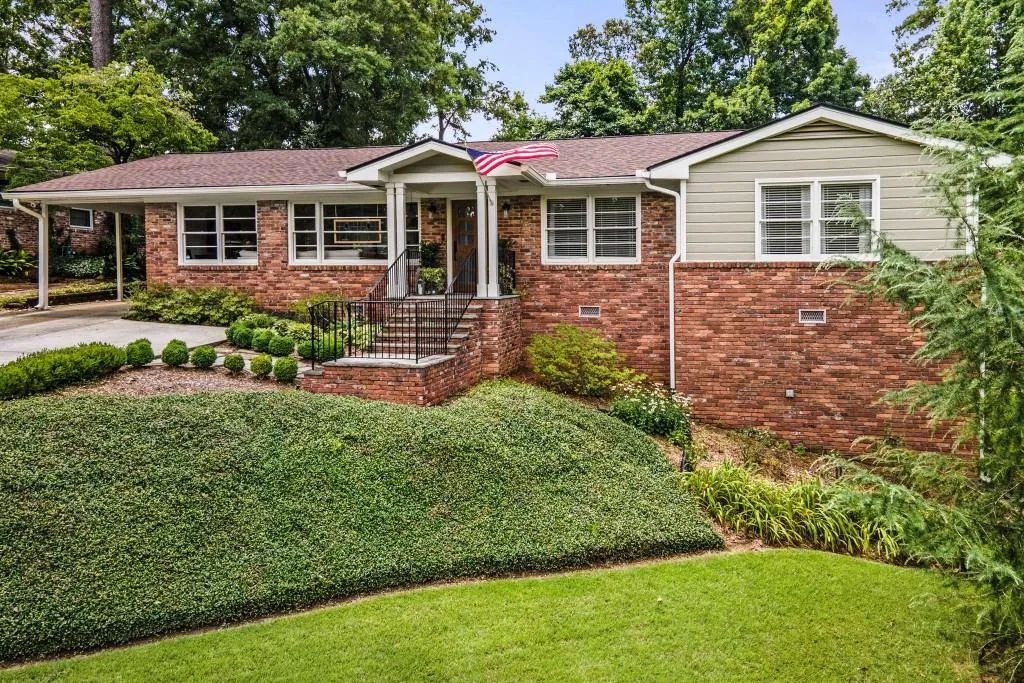 107 Osner Drive, Atlanta, Georgia 30342, 3 Bedrooms Bedrooms, ,2 BathroomsBathrooms,Residential,Sold,107 Osner Drive,7093710