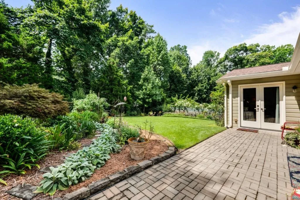 107 Osner Drive, Atlanta, Georgia 30342, 3 Bedrooms Bedrooms, ,2 BathroomsBathrooms,Residential,Sold,107 Osner Drive,7093710