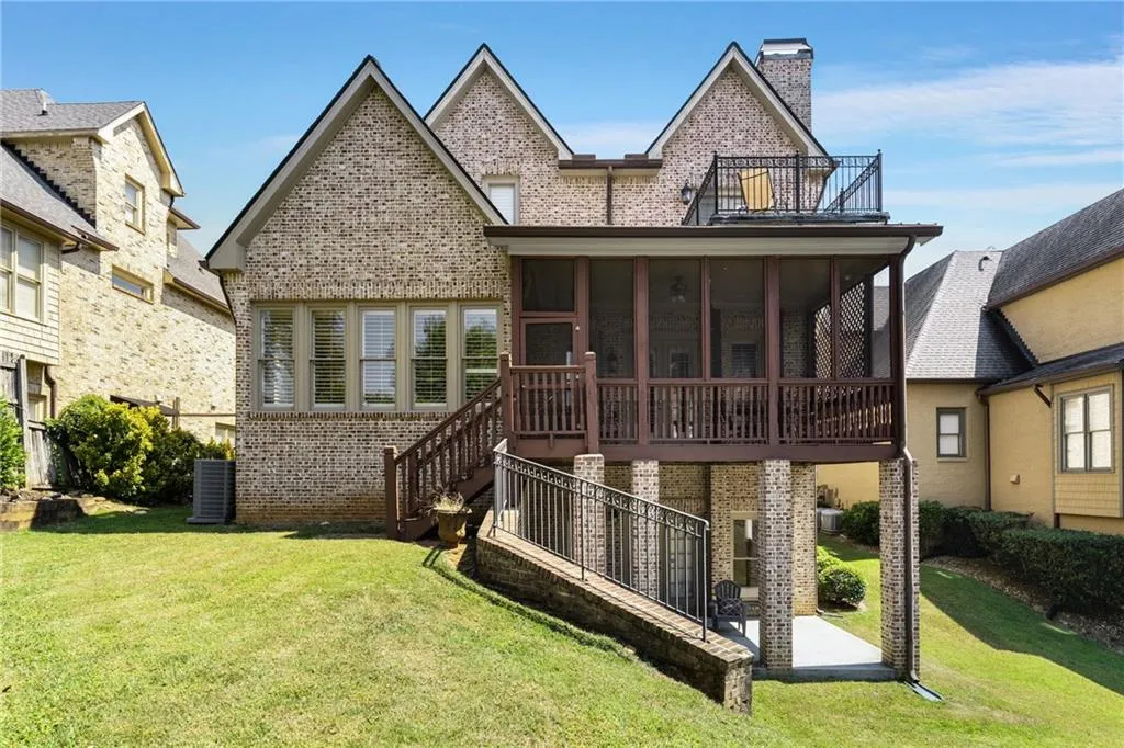 1844 Buckhead Valley Lane Ne, Atlanta, Georgia 30324, 5 Bedrooms Bedrooms, ,4 BathroomsBathrooms,Residential,For Sale,1844 Buckhead Valley Lane Ne,7652333